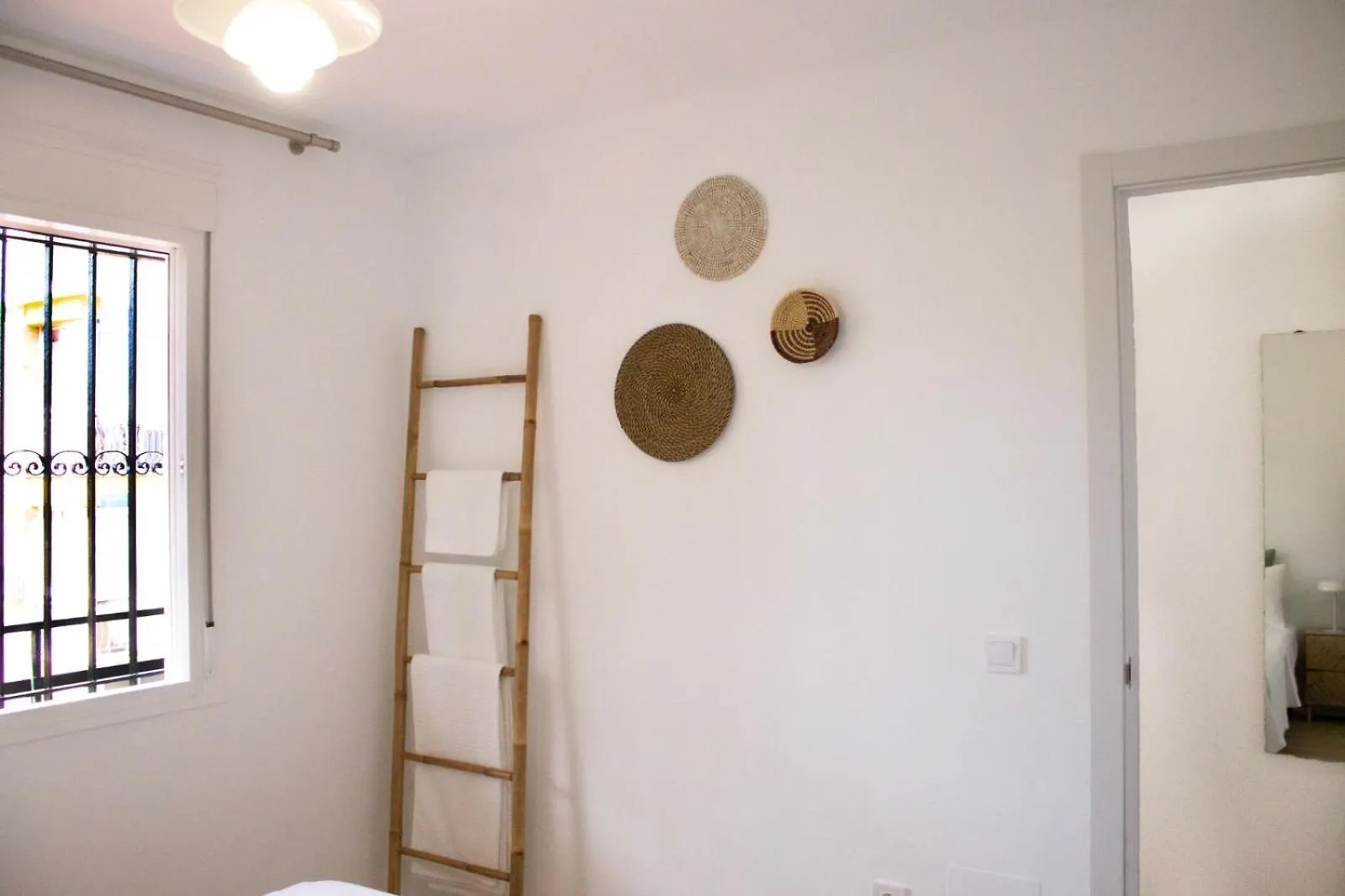 Апартаменты Stylish And Comfortable One Bedroom With Sea View Торремолинос