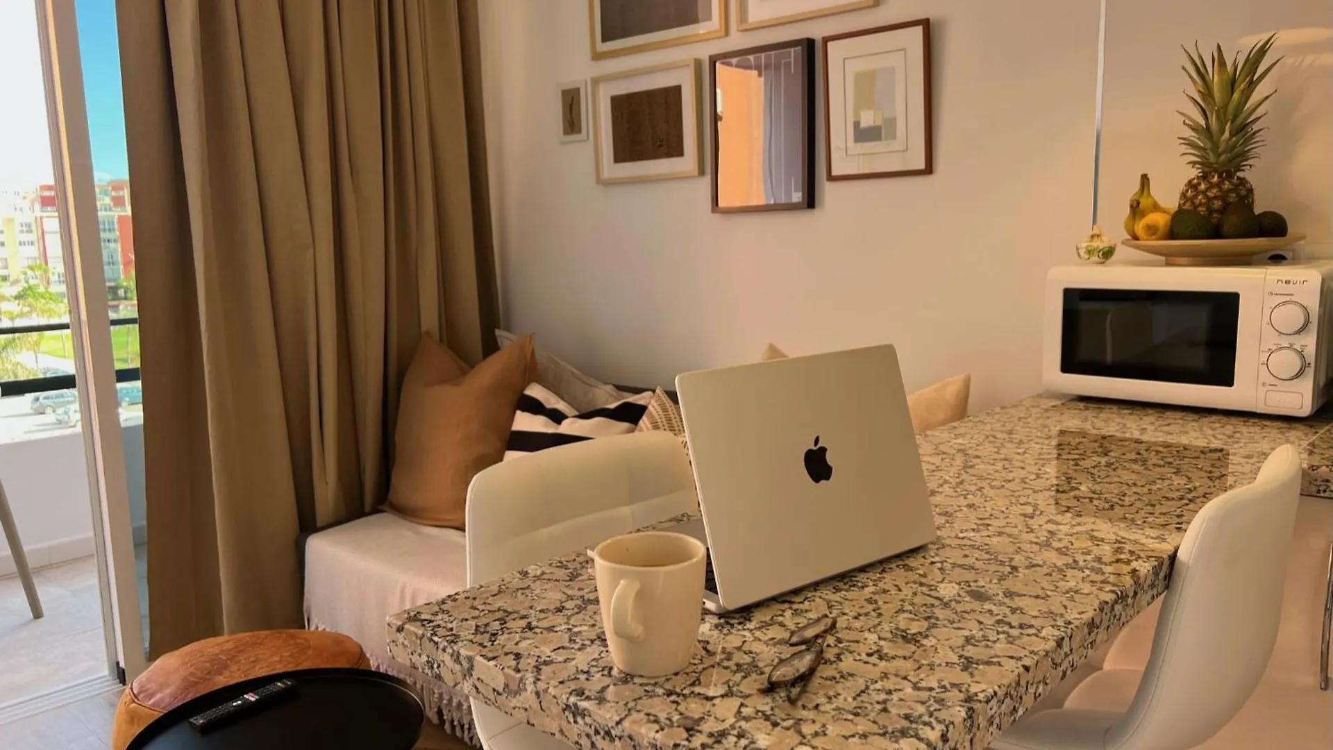 Stylish And Comfortable One Bedroom With Sea View Torremolinos
